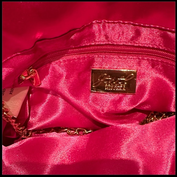 Badgley Mischka – JL0180 – Pink Twist Handle Satin Clutch - Picture 2 of 5